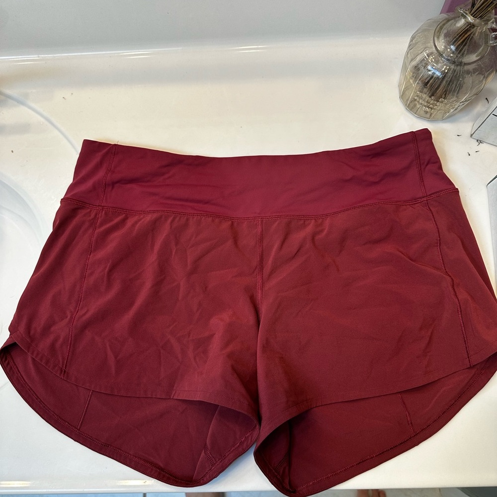 Maroon Lululemon speed up shorts